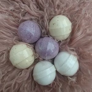 COPY - Perfectly Posh Fizi Bath Bombs